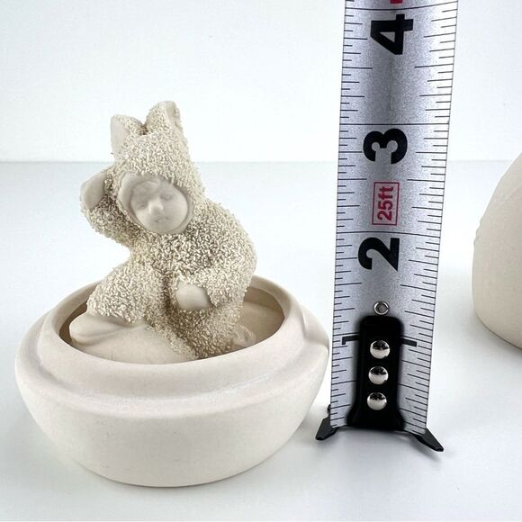 K’s Collection Vintage Ceramic Bisque Lidded Easter Egg Hidden Snow Bunny Child - Picture 7 of 9